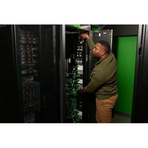 APC NetShelter Rack PDU Advanced, Switched, 3Phase, 22.1kW 400V 32A or 17.3kW 415V 30A, 48 Outlets, IEC309