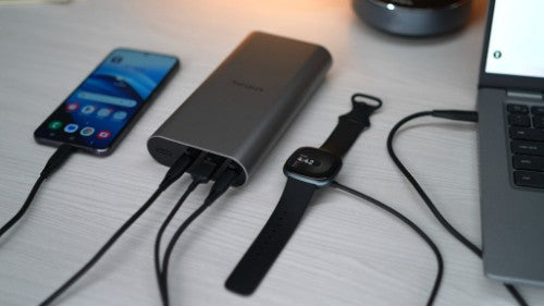 Targus 140W Laptop Power Bank Silver battery charger