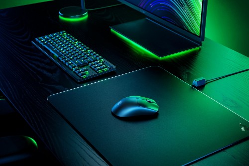 Razer Viper V3 HyperSpeed mouse Gaming Right-hand RF Wireless Optical 30000 DPI