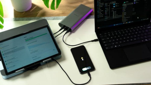 Targus 140W Laptop Power Bank Silver battery charger